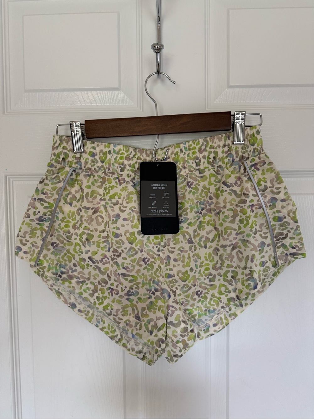 Fabletics Cream Multi-Color Leopard Print Athletic Shorts